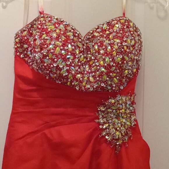 Cassandra Stone long red strapless silver sequin prom dress. Size 2 - Picture 2 of 4